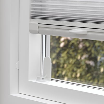 rolgordijn schuin raam ikea